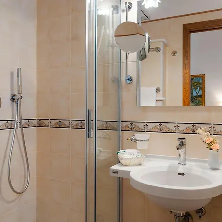Hotel Schuler 4*