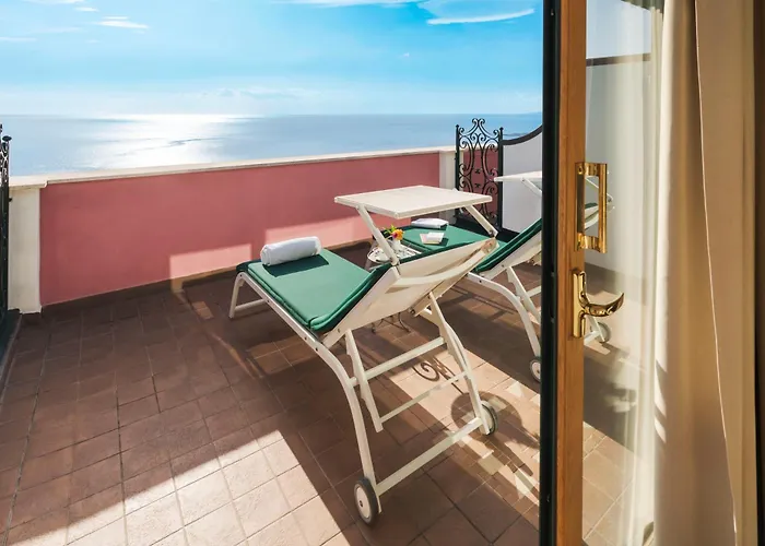 Otel Schuler 4*